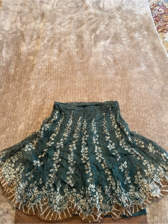 Elie Tahari Dresses & Skirts - Elie Tahari Rochelle Embroidered Skirt – Size 6 – NWOT